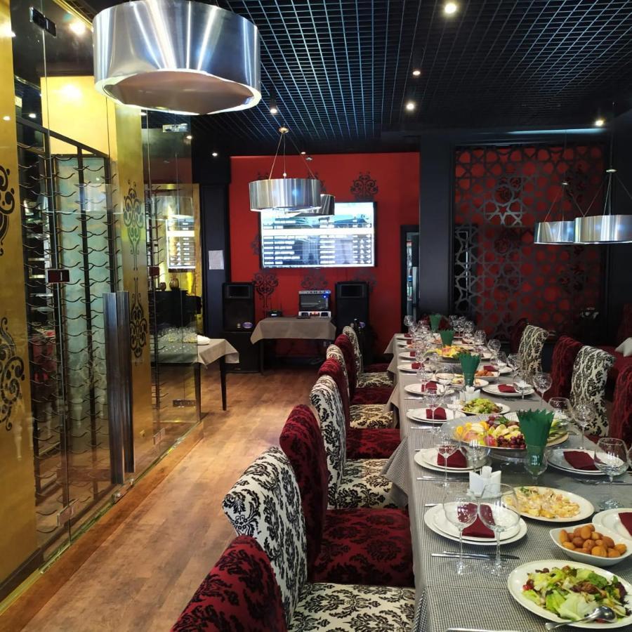 Lucky Fox Hotel Atyrau Ngoại thất bức ảnh