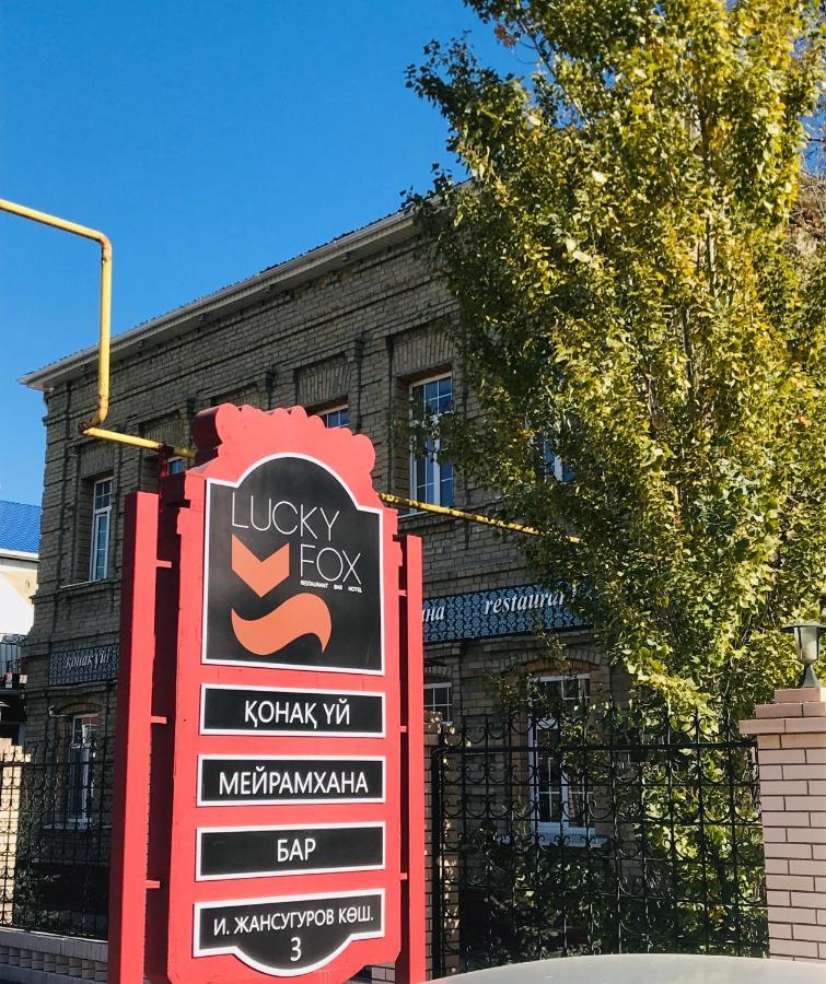 Lucky Fox Hotel Atyrau Ngoại thất bức ảnh
